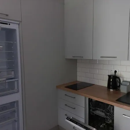 - 17 Jastrzębia Góra